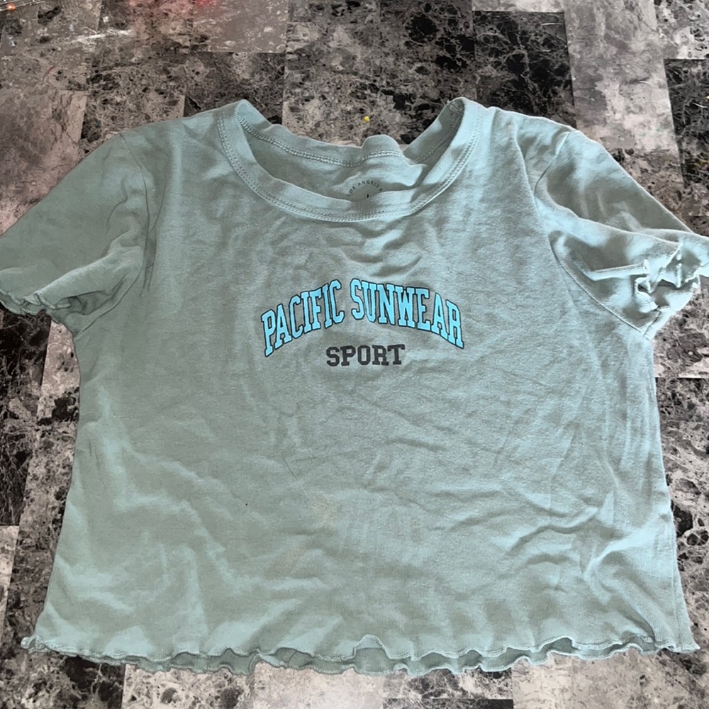 teal cropped t shirt